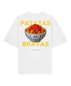 Estampado trasero centrado con bol tradicional de patatas bravas y texto “PATATAS BRAVAS” en mayúsculas; contraste limpio y directo.
